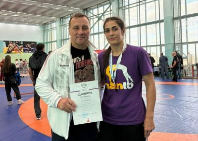 Ани Махмудян и Сергей Макаров